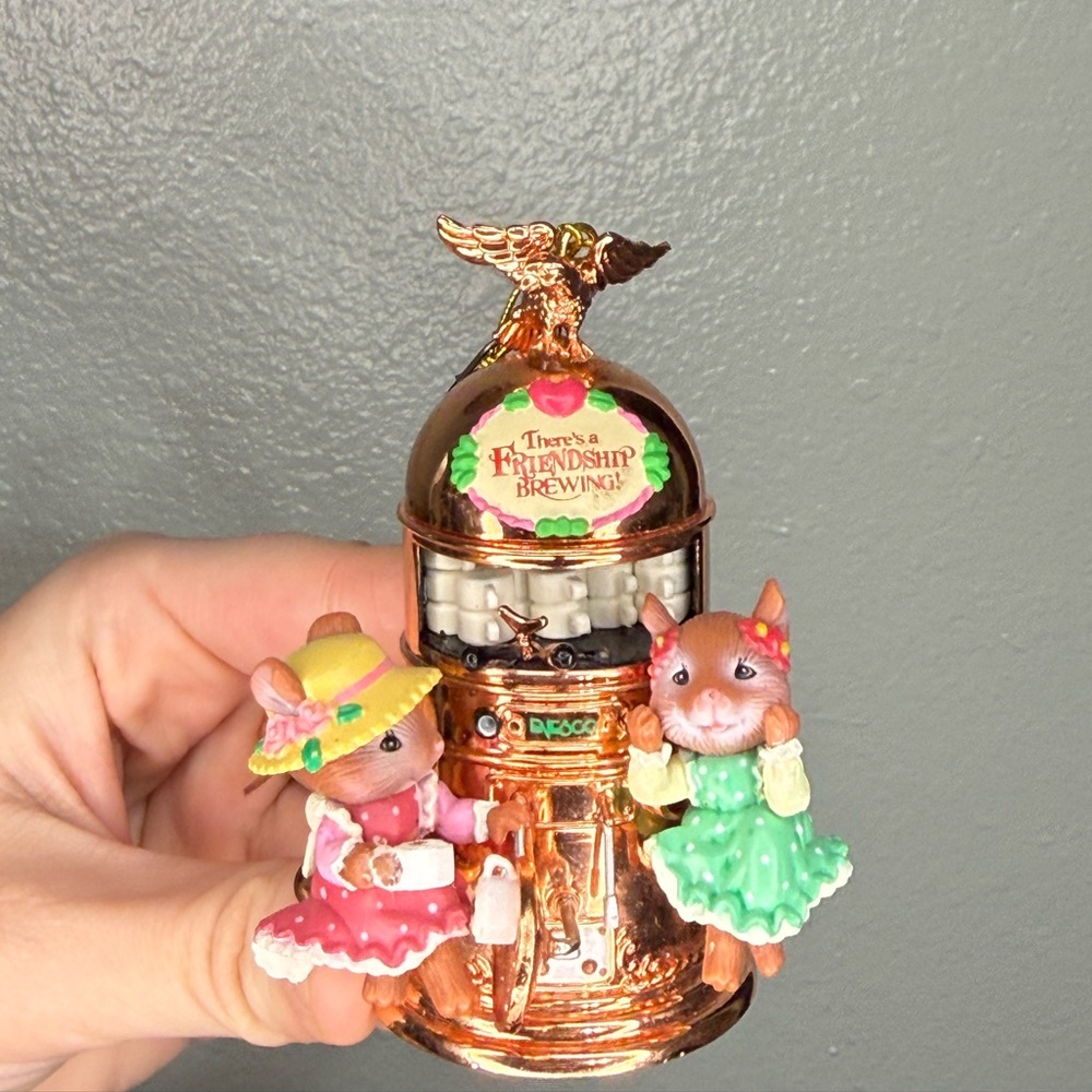 Vintage Enesco 1996 ‘There’s a friendship Brewing’ Ornament